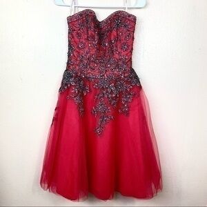 Tiffany Design Mini Dress Red Embroidered Sz 4